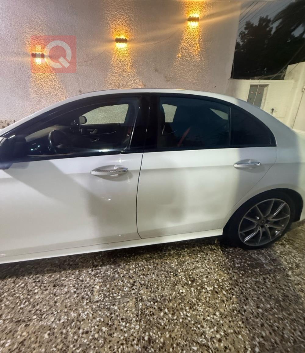 مرسيدس بنز E-Class